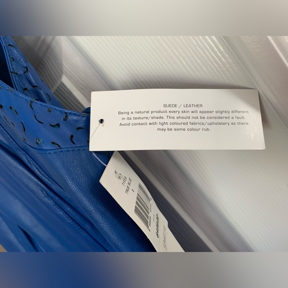 NWT French Connection 💯%Leather Shift Dress Perforated Hem/Neck, Back Zip, 8 - Picture 9 of 10